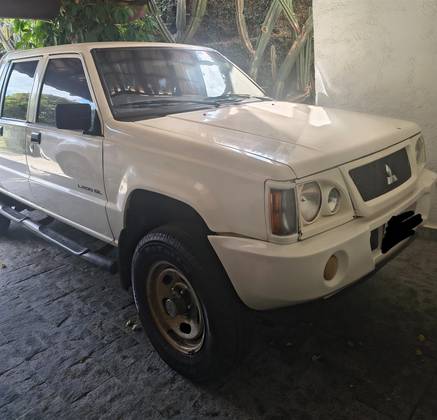 MITSUBISHI L200 2.5 GL 4X4 CD 8V TURBO DIESEL 4P MANUAL MITSUBISHI L200 2.5 GL 4X4 CD 8V TURBO DIESEL 4P MANUAL